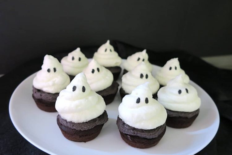 keto sugar free halloween ghost cupcakes