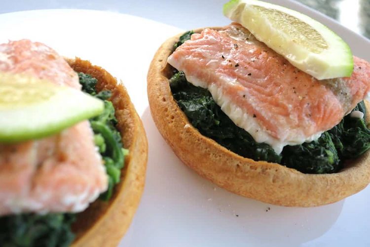 KETO DECONSTRUCTED SALMON AND SPINACH EN CROUTE