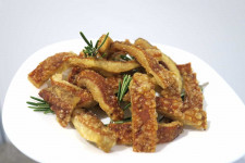 Easiest Keto Snack of Crispy Pork Crackling Strips