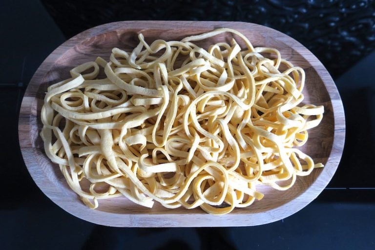 Fettuccine and egg noodles