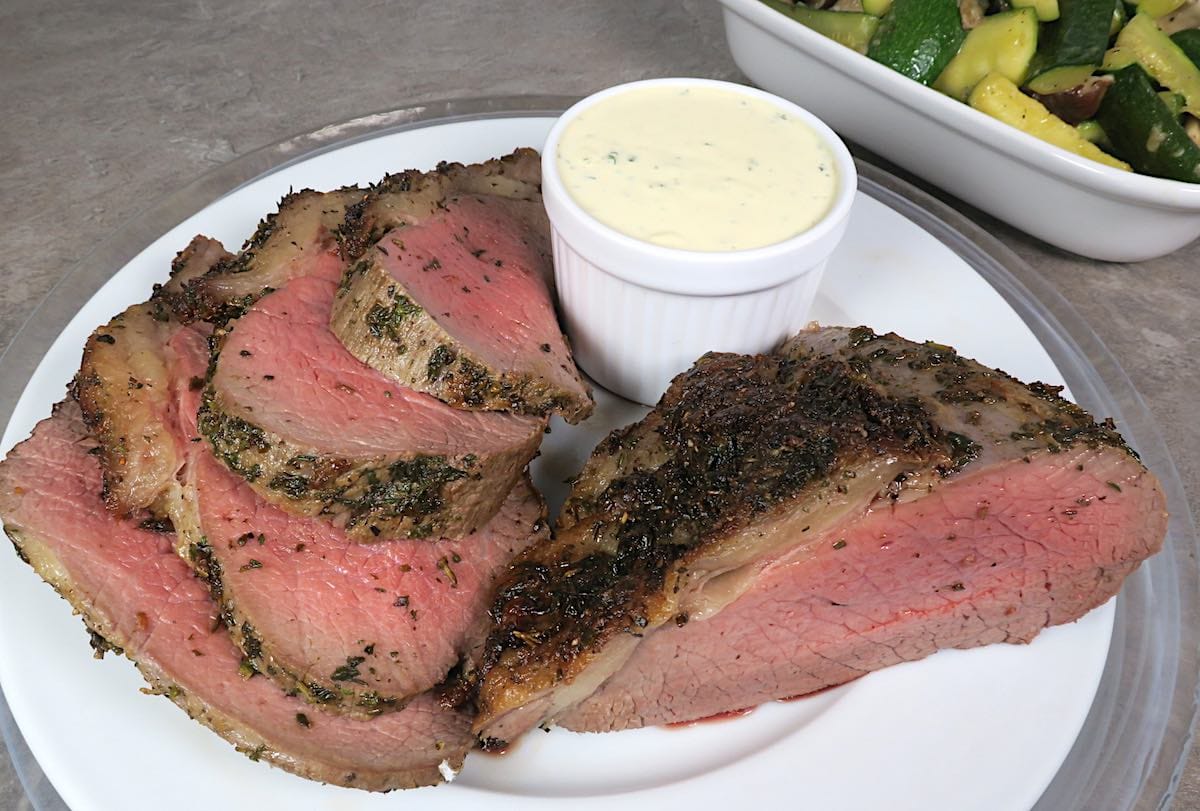 What Sauce Goes With Herb Crusted Beef Tenderloin - Slow ...