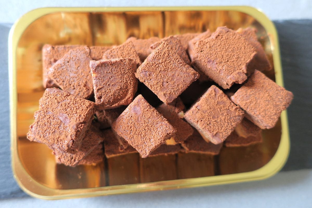 Keto & Vegan Peanut Butter Chocolate Truffles