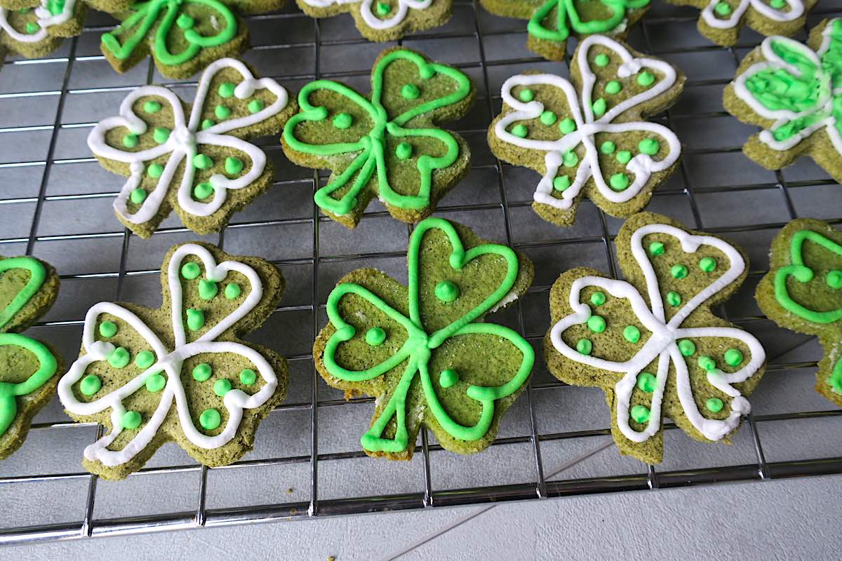 Sugar & Dairy Free Keto Matcha Biscuits