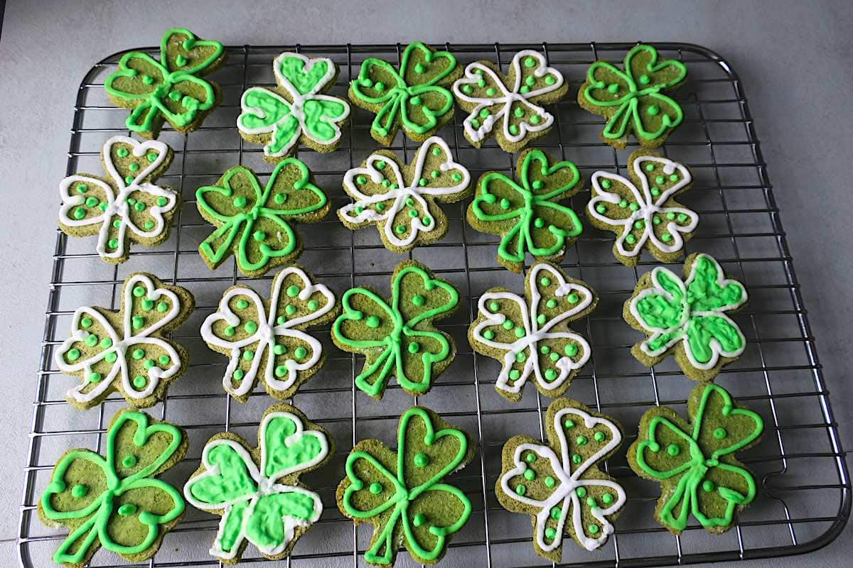 Sugar & Dairy Free Keto Matcha Biscuits