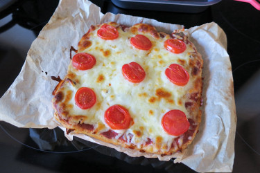 Keto Neapolitan Deep-Pan Pizza
