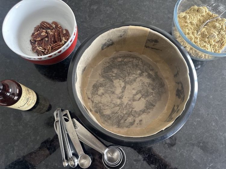 keto pecan caramel cheesecake